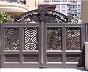 別墅大門(mén)